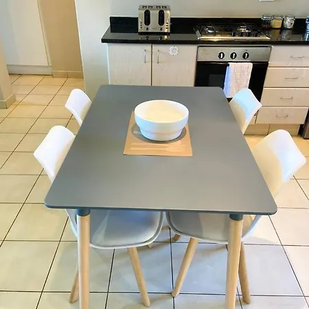 Modern 2 Bedroom Apartment In Shakas Rock Ballito Buitenkant foto