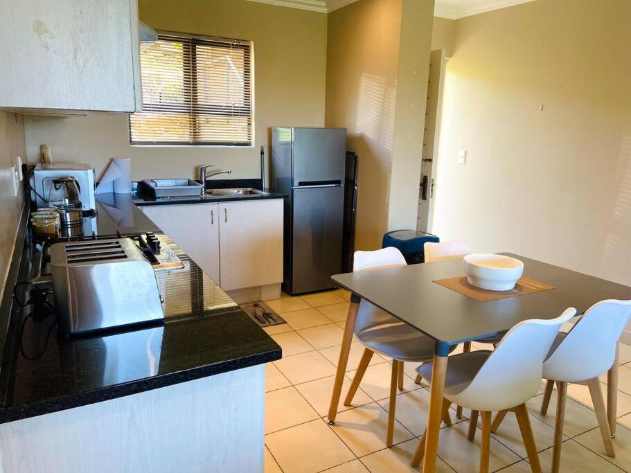 Appartement Modern 2 Bedroom In Shakas Rock *